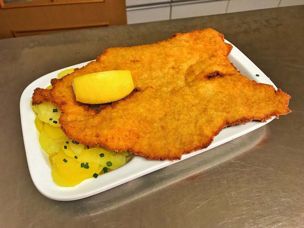 schnitzel-menu-jeden-mittwoch-durnkrut-restaurant-gasthaus-jana